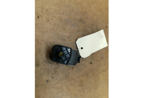 Interrupteur de leve vitre avant droit OPEL CORSA D Photo n°1