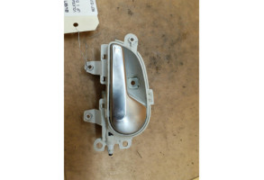Poignee interieur avant droit VOLKSWAGEN UP Photo n°1
