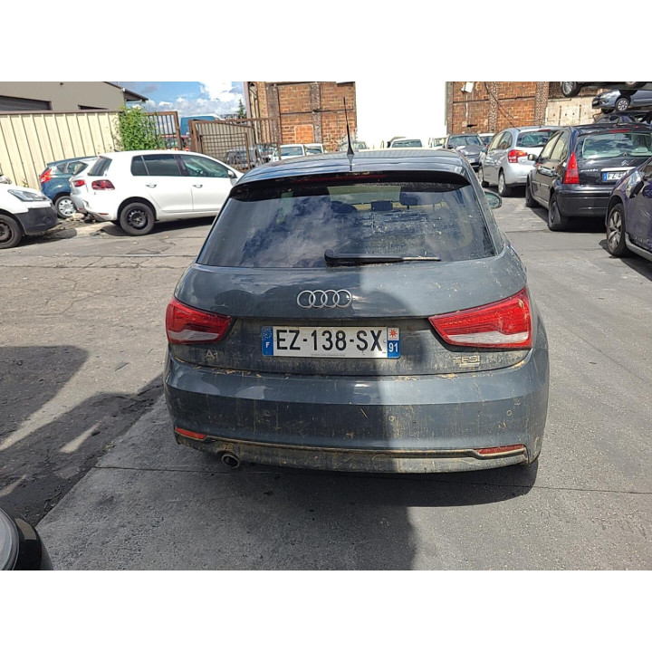 Poignee interieur arriere gauche AUDI A1 1 Photo n°3