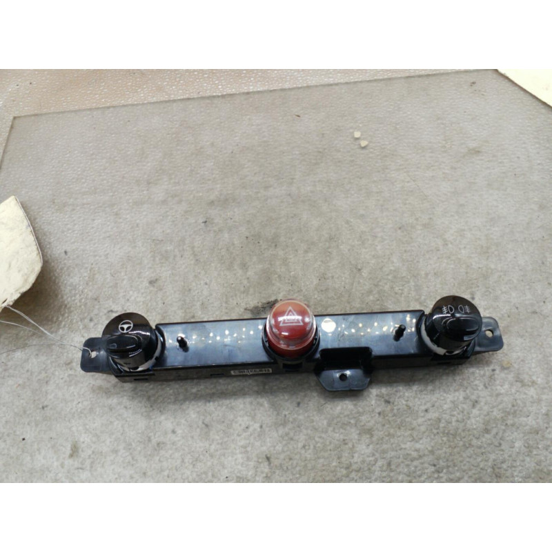 Bouton de warning FIAT 500 2 Photo n°1