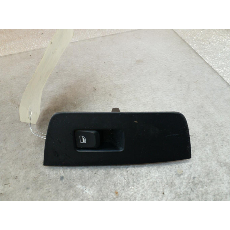 Interrupteur de leve vitre avant droit AUDI A1 1 Photo n°1