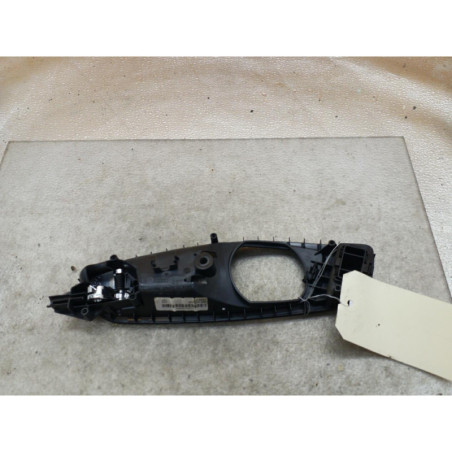 Poignee interieur avant droit AUDI A1 1