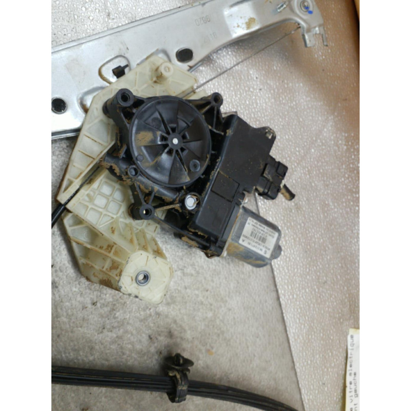 Leve vitre electrique avant gauche CITROEN C4 CACTUS Photo n°1
