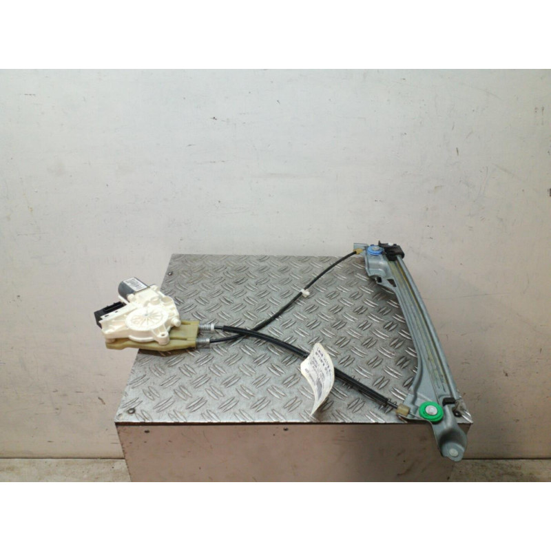 Leve vitre electrique arriere droit RENAULT LAGUNA 3 Photo n°1