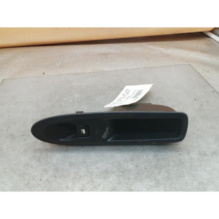 Interrupteur de leve vitre arriere gauche CITROEN C4 2