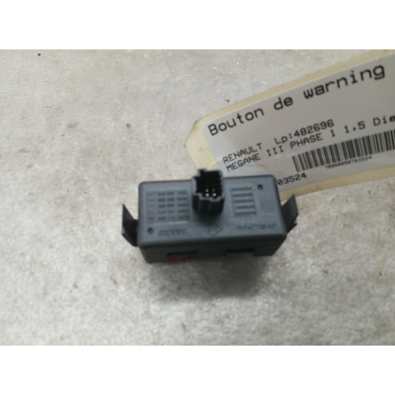 Bouton de warning RENAULT MEGANE 3 Photo n°1