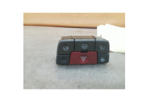 Bouton de warning FIAT PANDA 2 Photo n°1