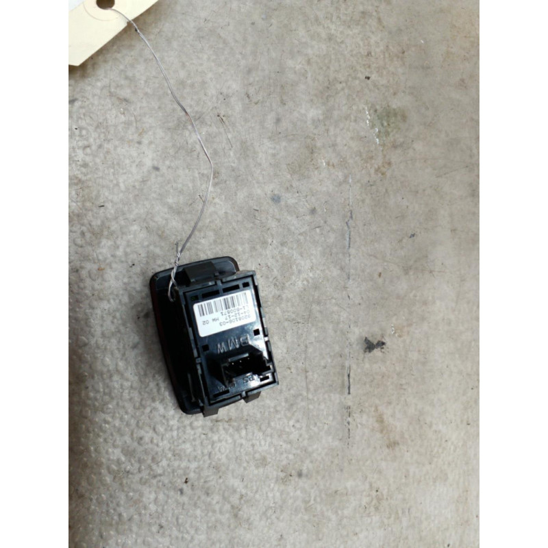 Interrupteur de leve vitre arriere gauche BMW SERIE 1 F20 Photo n°1