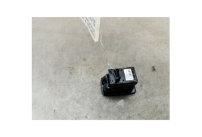 Interrupteur de leve vitre arriere droit BMW SERIE 1 F20 Photo n°2