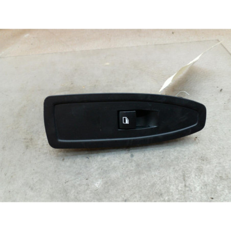 Interrupteur de leve vitre avant droit BMW SERIE 1 F20