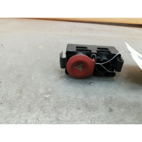 Bouton de warning RENAULT KANGOO 2