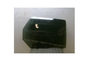 Vitre arriere droit PEUGEOT 308 2 SW Photo n°1