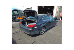 Feu arriere stop central BMW SERIE 5 E60 Photo n°6