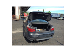 Feu arriere stop central BMW SERIE 5 E60 Photo n°16