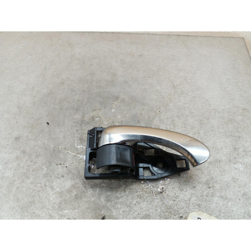 Poignee interieur arriere droit TOYOTA RAV4 3 Photo n°1