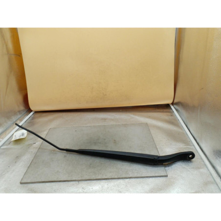 Bras essuie glace avant droit RENAULT MEGANE 3