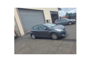Leve vitre electrique avant gauche PEUGEOT 208 1 Photo n°4