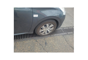 Leve vitre electrique avant gauche PEUGEOT 208 1 Photo n°9