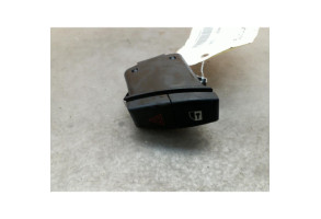 Bouton de warning BMW SERIE 5 E60 Photo n°1