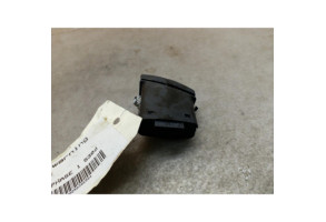 Bouton de warning BMW SERIE 5 E60 Photo n°2
