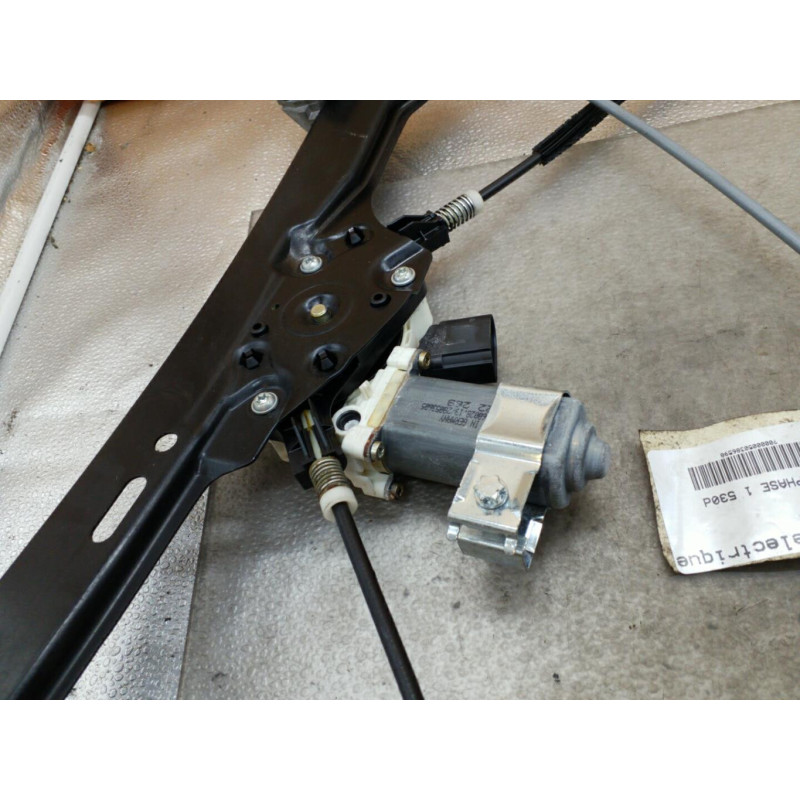 Leve vitre electrique avant droit BMW SERIE 5 E60 Photo n°1