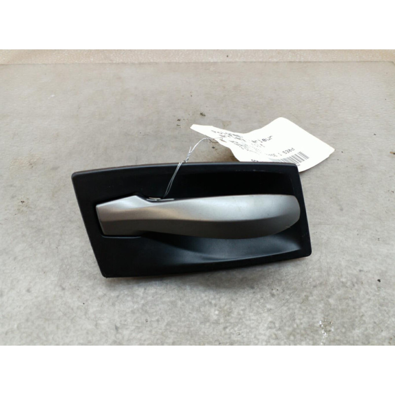 Poignee interieur arriere droit BMW SERIE 5 E60 Photo n°1