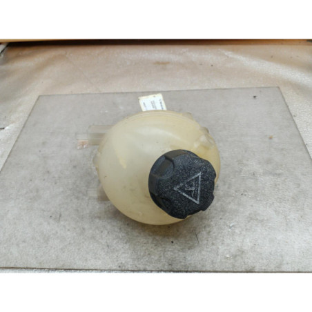 Vase d'expansion PEUGEOT 3008 1