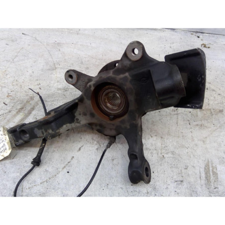 Pivot de moyeu avant gauche RENAULT LAGUNA 3