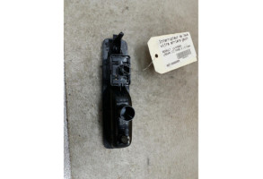 Interrupteur de leve vitre arriere gauche RENAULT LAGUNA 3 Photo n°1
