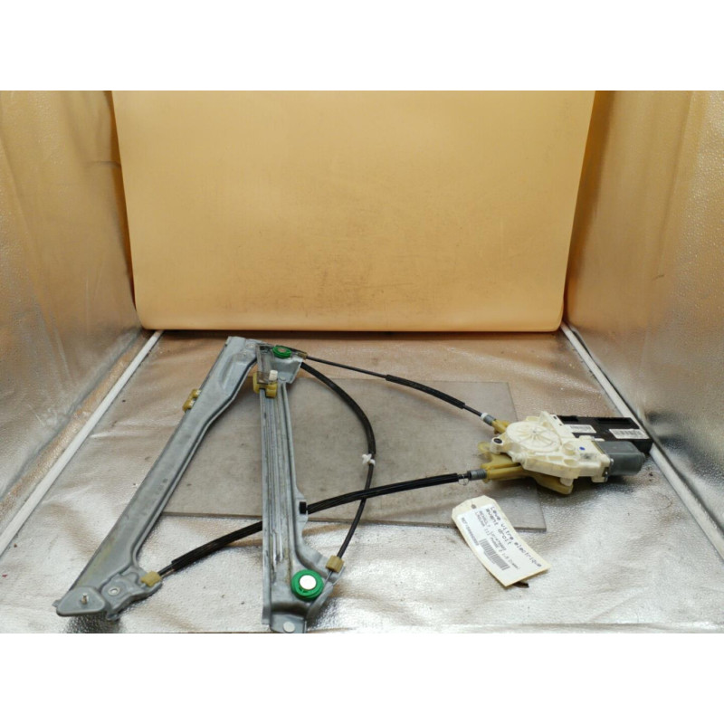 Leve vitre electrique avant droit RENAULT LAGUNA 3 Photo n°1