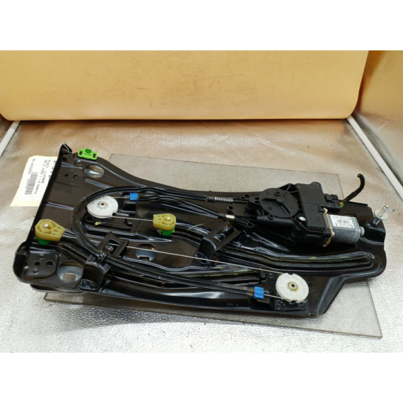Leve vitre electrique arriere gauche PEUGEOT 308 1 Photo n°1