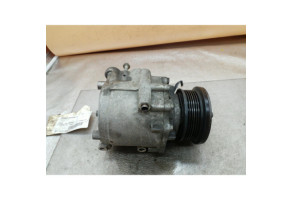 Compresseur clim FORD FIESTA 6 Photo n°1