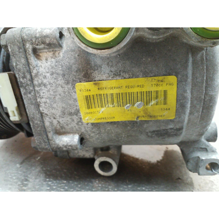 Compresseur clim FORD FIESTA 6 Photo n°2
