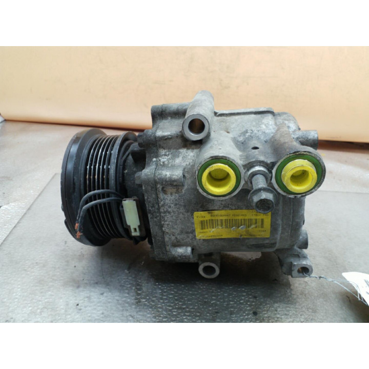 Compresseur clim FORD FIESTA 6 Photo n°4