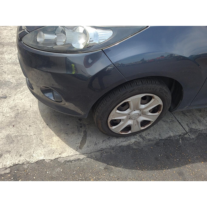 Compresseur clim FORD FIESTA 6 Photo n°17
