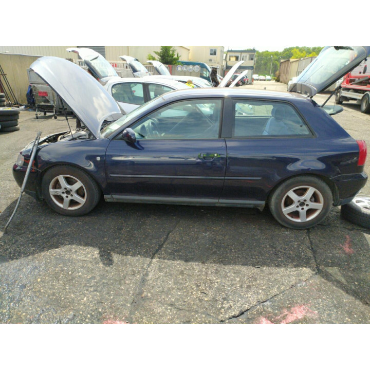 Feu arriere principal droit (feux) AUDI A3 1 Photo n°4