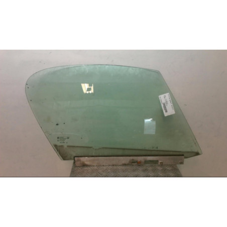 Vitre avant droit OPEL TIGRA 1