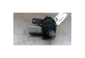 Moteur essuie glace arriere PEUGEOT 107 Photo n°2