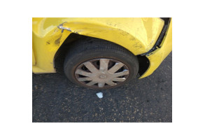 Moteur essuie glace arriere PEUGEOT 107 Photo n°3