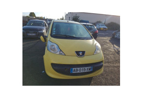 Moteur essuie glace arriere PEUGEOT 107 Photo n°7