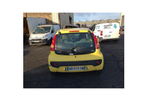 Moteur essuie glace arriere PEUGEOT 107 Photo n°15