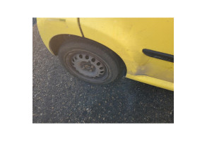 Moteur essuie glace arriere PEUGEOT 107 Photo n°19