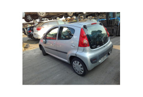 Moteur essuie glace arriere PEUGEOT 107 Photo n°11