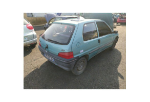 Pare choc arriere PEUGEOT 106 Photo n°9