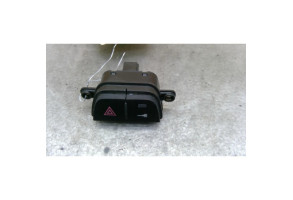 Bouton de warning ALFA ROMEO MITO Photo n°2