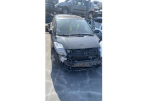 Vitre arriere droit TOYOTA YARIS 2 Photo n°7