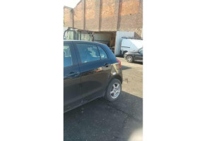 Vitre arriere droit TOYOTA YARIS 2 Photo n°16