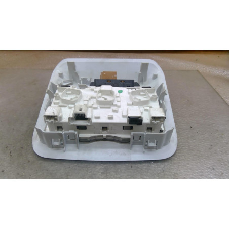 Eclairage de plafonnier PEUGEOT 208 1