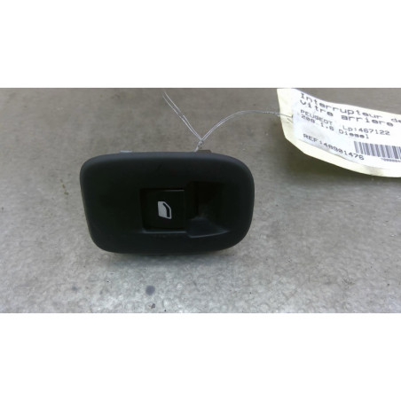 Interrupteur de leve vitre arriere gauche PEUGEOT 208 1