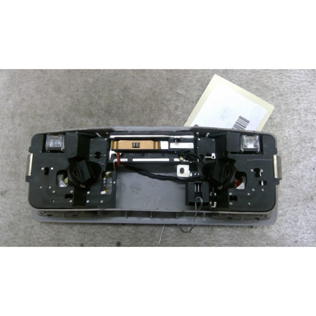 Eclairage de plafonnier MAZDA 3 1